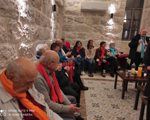 Depuis l'abbaye Ste Marie de Résurrection avec les frères et soeurs bénédictins