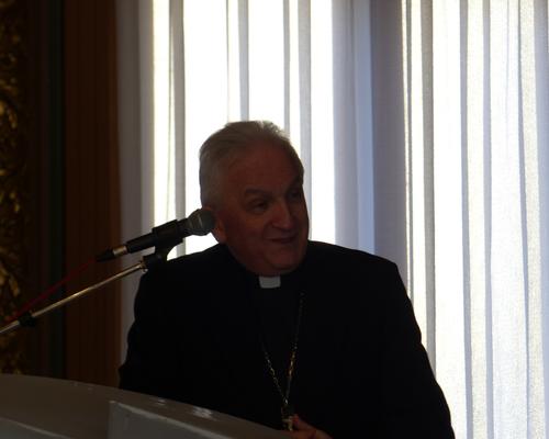 9.03.2022-Mgr-Migliore-mairie-cambrai 7