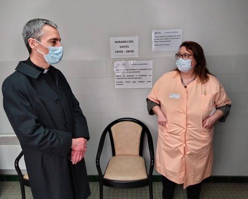 2022-03-18 Visite de Mgr a la pastorale sante (9)
