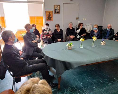 2022-03-18 Visite de Mgr a la pastorale sante (10)