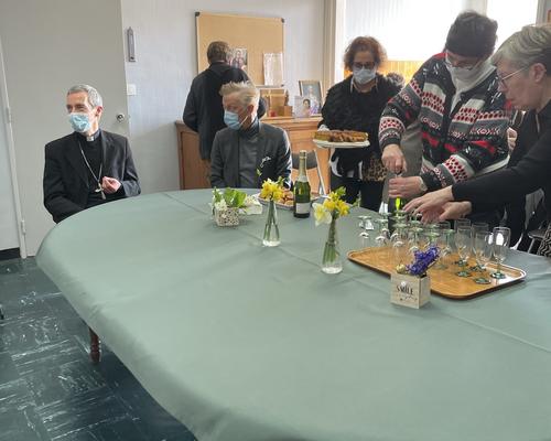2022-03-18 Visite de Mgr a la pastorale Sante (7)