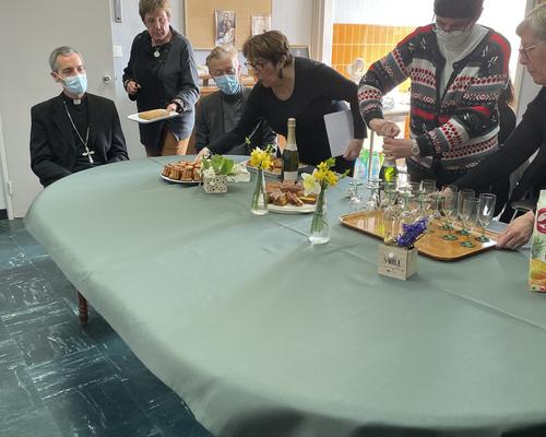 2022-03-18 Visite de Mgr a la pastorale Sante (8)