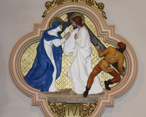 4. Jesus rencontre sa Ste Mere