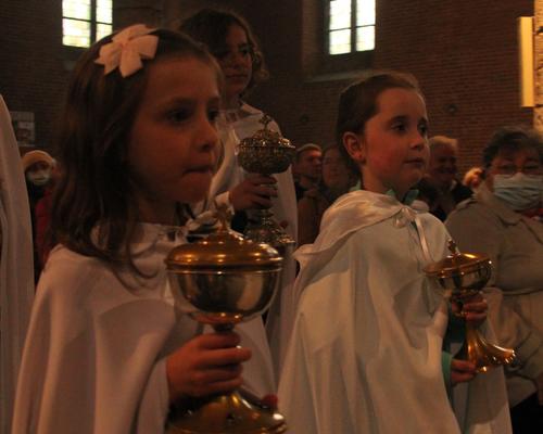 Procession des offrandes.