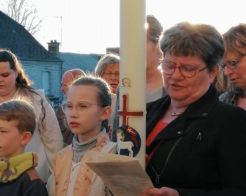 6 Veillee pascale Avesnelles 2022 (4)