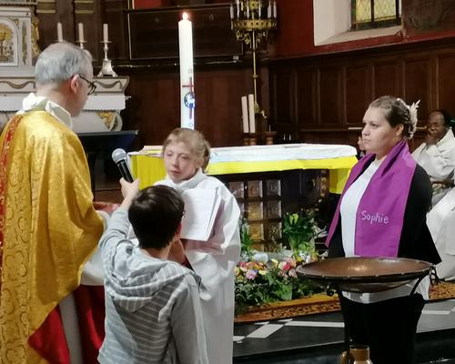 6 Veillee pascale Avesnelles 2022 (41)