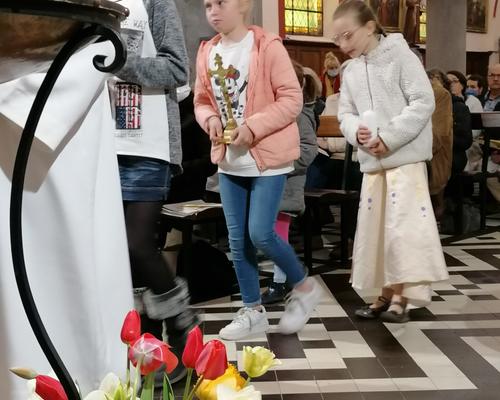 6 Veillee pascale Avesnelles 2022 (57)