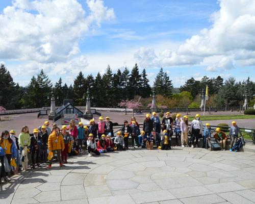 Lisieux Ste Famille 2  floutee