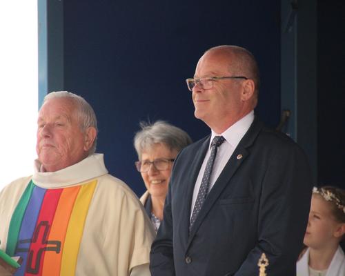 Avec l'adjoint au maire Yvon Sipieter.