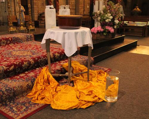 La cuve baptismale.