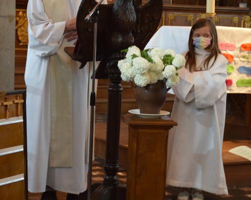 2022-05-14 ils ont reçu le corps du Christ pour la