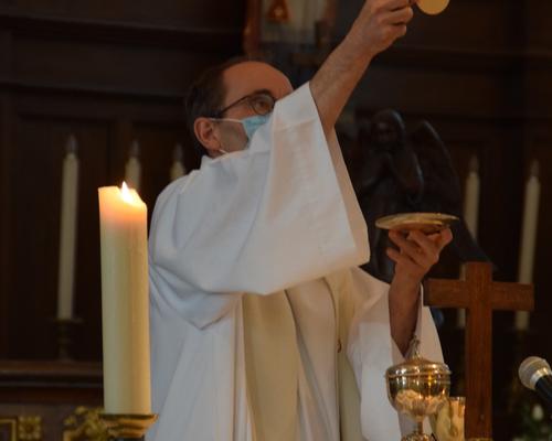 2022-05-14 ils ont reçu le corps du Christ pour la