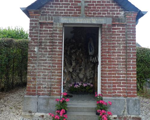 2022-05-27 honneur à ND de Lourdes