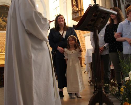 2022-04-23 premières eucharisties à Bousies 27