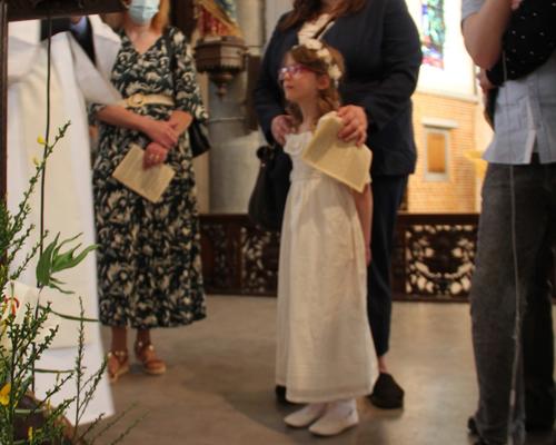 2022-04-23 premières eucharisties à Bousies 32