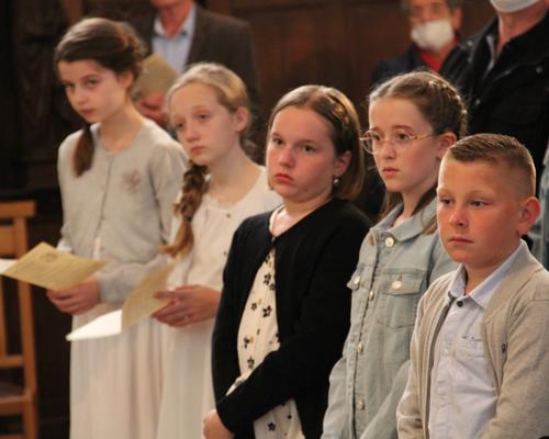 2022-04-23 premières eucharisties à Bousies 34