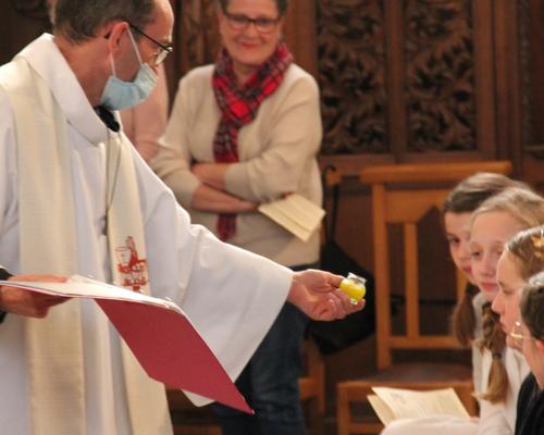 2022-04-23 premières eucharisties à Bousies 46
