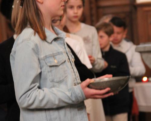 2022-04-23 premières eucharisties à Bousies 62