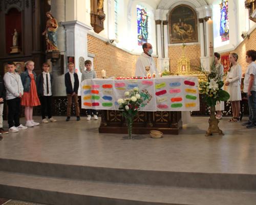 2022-04-23 premières eucharisties à Bousies 73