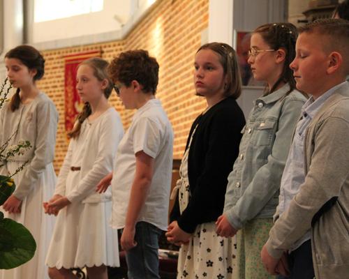 2022-04-23 premières eucharisties à Bousies 75