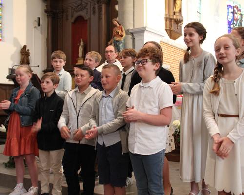2022-04-23 premières eucharisties à Bousies 97