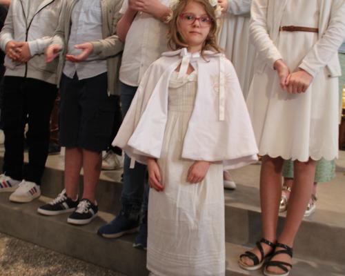2022-04-23 premières eucharisties à Bousies 99