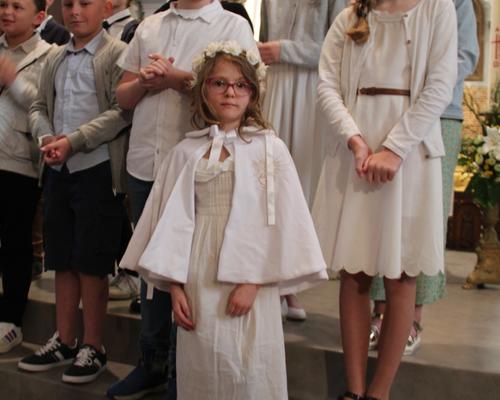 2022-04-23 premières eucharisties à Bousies 100