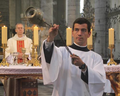 Encensement de la foule