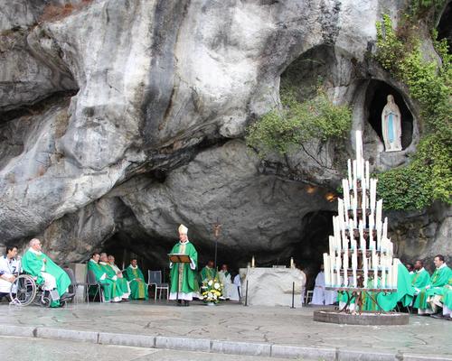 2022.08.19-lourdes-messealagrotte 11