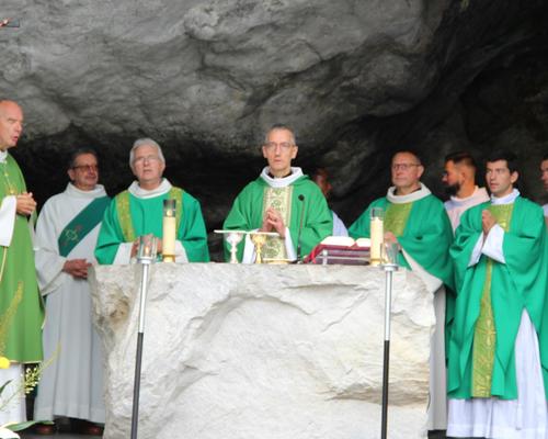 2022.08.19-lourdes-messealagrotte 19