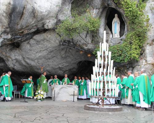 2022.08.19-lourdes-messealagrotte 20