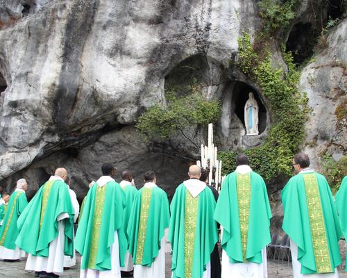 2022.08.19-lourdes-messealagrotte 31