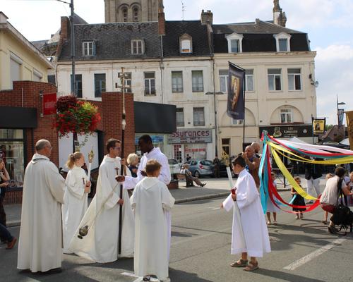 2022 08 15 procession (Th D) (10)