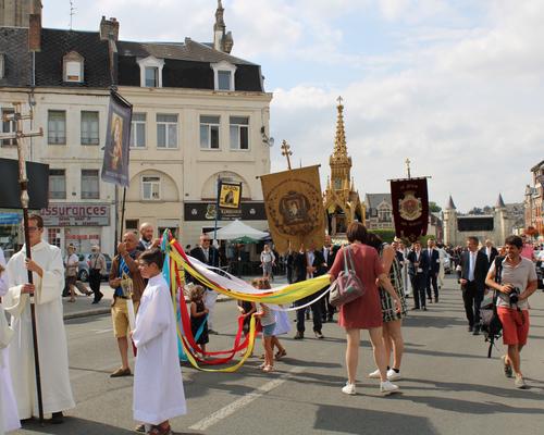 2022 08 15 procession (Th D) (11)