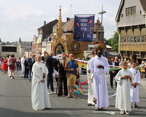 2022 08 15 procession (Th D) (12)