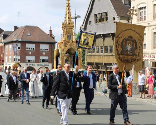2022 08 15 procession (Th D) (13)