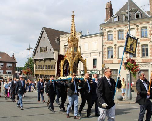 2022 08 15 procession (Th D) (14)