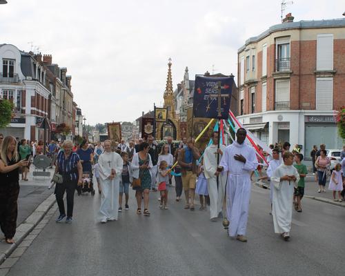 2022 08 15 procession (Th D) (22)