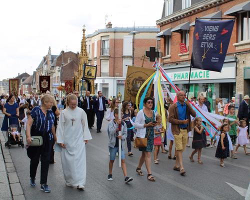 2022 08 15 procession (Th D) (23)