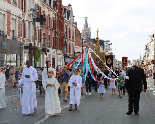 2022 08 15 procession (Th D) (27)