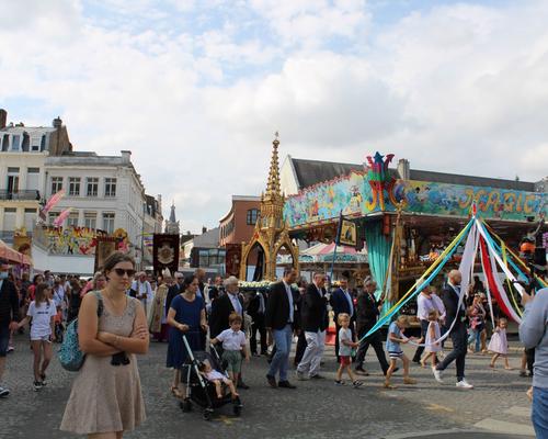 2022 08 15 procession (Th D) (37)
