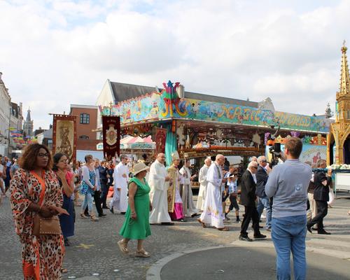 2022 08 15 procession (Th D) (38)