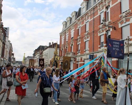 2022 08 15 procession (Th D) (46)