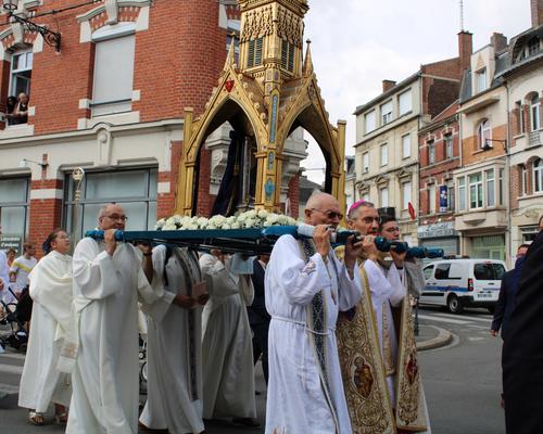 2022 08 15 procession (Th D) (47)