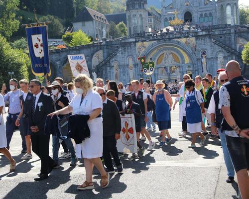 2022.08.19-lourdes-processioneucharistique 9