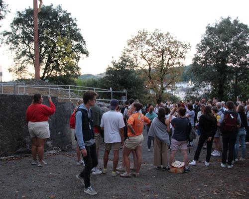 2022.08.19-lourdes-chemindecroixjeunes