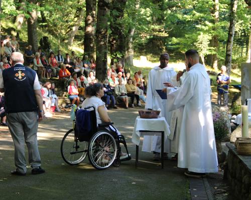 2022.08.20-lourdes-messecitéStPierre 19