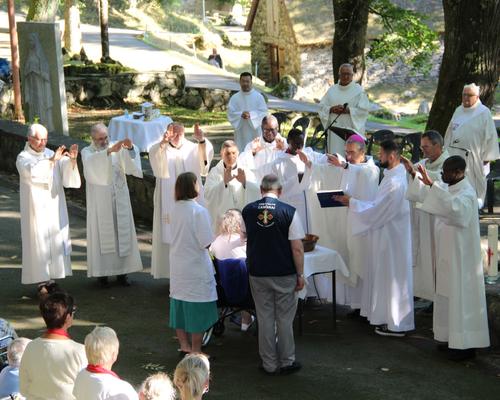 2022.08.20-lourdes-messecitéStPierre 25