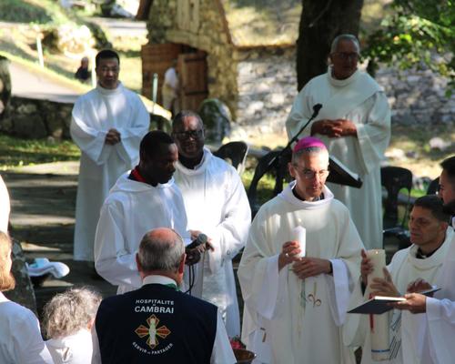 2022.08.20-lourdes-messecitéStPierre 28