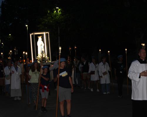 2022.08.20-lourdes-processionmariale